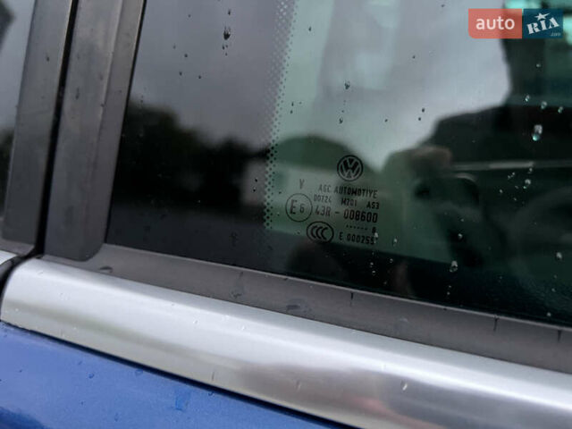 Синій Фольксваген Тігуан, об'ємом двигуна 2 л та пробігом 227 тис. км за 9800 $, фото 68 на Automoto.ua