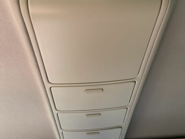 Синій Фольксваген Тігуан, об'ємом двигуна 2 л та пробігом 179 тис. км за 9800 $, фото 3 на Automoto.ua