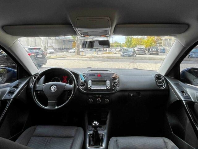 Синий Фольксваген Тигуан, объемом двигателя 1.4 л и пробегом 184 тыс. км за 7600 $, фото 12 на Automoto.ua