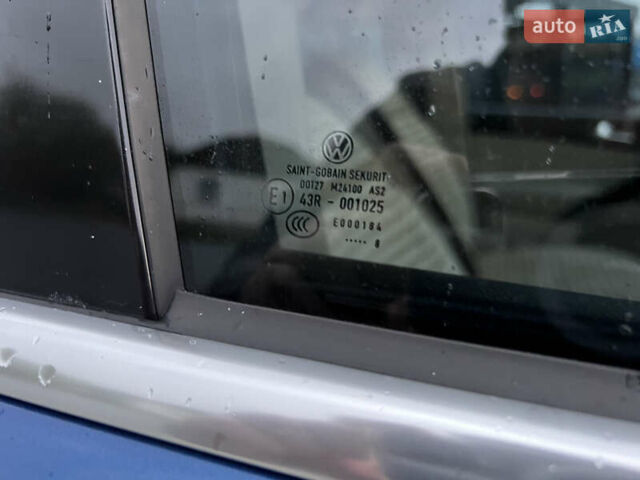 Синій Фольксваген Тігуан, об'ємом двигуна 2 л та пробігом 227 тис. км за 9800 $, фото 70 на Automoto.ua