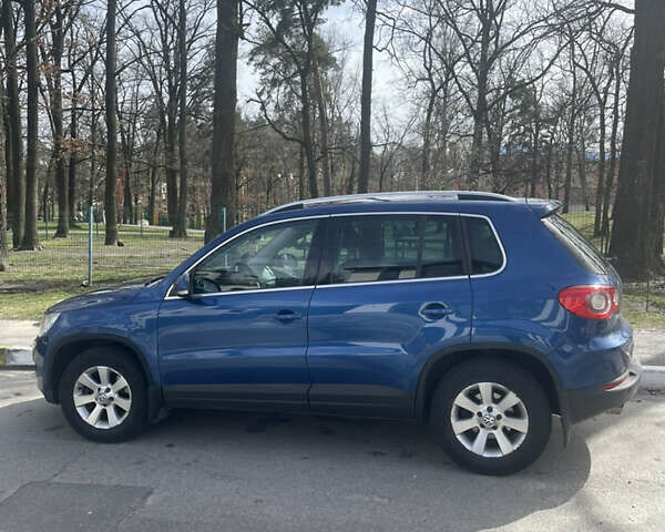 Синий Фольксваген Тигуан, объемом двигателя 1.39 л и пробегом 228 тыс. км за 9000 $, фото 12 на Automoto.ua