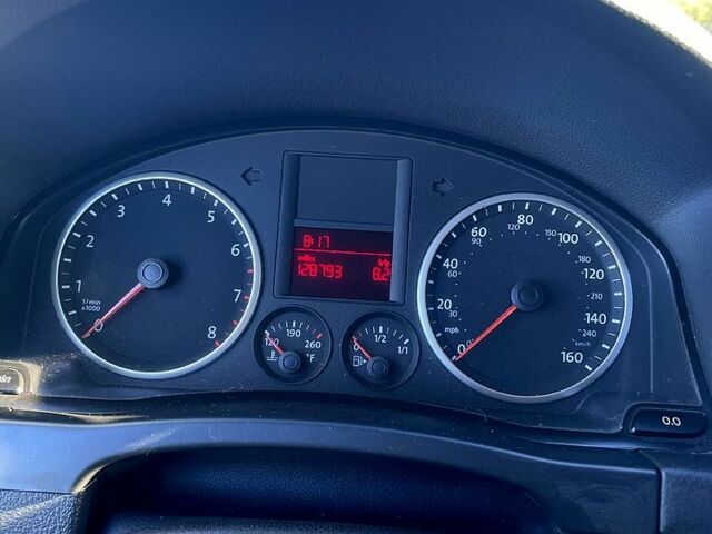 Синий Фольксваген Тигуан, объемом двигателя 2 л и пробегом 130 тыс. км за 9500 $, фото 11 на Automoto.ua