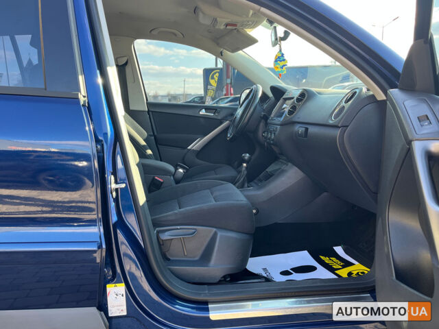 Синий Фольксваген Тигуан, объемом двигателя 2 л и пробегом 315 тыс. км за 9800 $, фото 16 на Automoto.ua