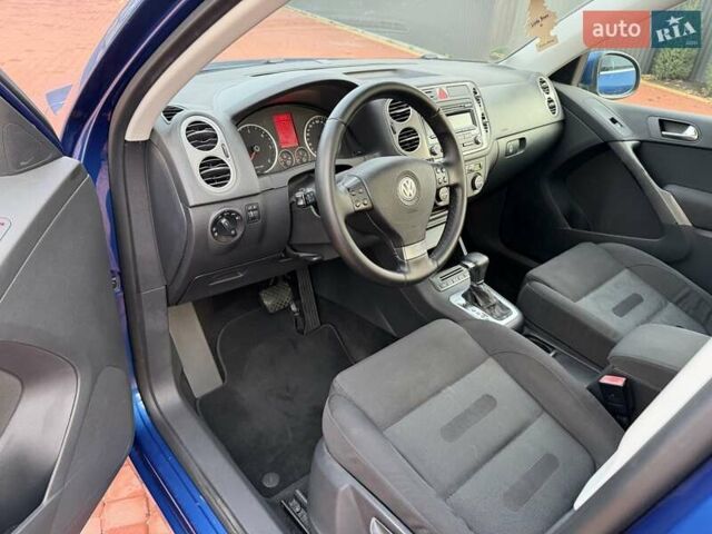Синий Фольксваген Тигуан, объемом двигателя 2 л и пробегом 263 тыс. км за 10900 $, фото 25 на Automoto.ua