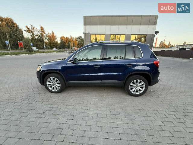 Синій Фольксваген Тігуан, об'ємом двигуна 2 л та пробігом 158 тис. км за 10999 $, фото 26 на Automoto.ua