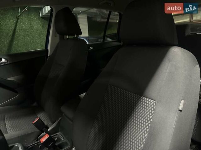 Синий Фольксваген Тигуан, объемом двигателя 2.01 л и пробегом 252 тыс. км за 8900 $, фото 20 на Automoto.ua