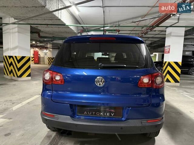 Синий Фольксваген Тигуан, объемом двигателя 2.01 л и пробегом 252 тыс. км за 8900 $, фото 9 на Automoto.ua