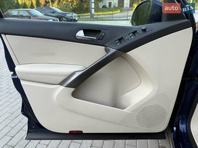 Синій Фольксваген Тігуан, об'ємом двигуна 2 л та пробігом 158 тис. км за 10999 $, фото 9 на Automoto.ua