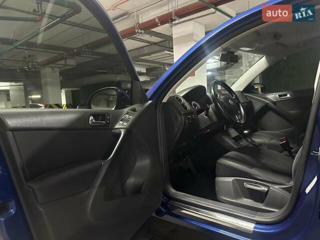 Синий Фольксваген Тигуан, объемом двигателя 2.01 л и пробегом 252 тыс. км за 8900 $, фото 15 на Automoto.ua