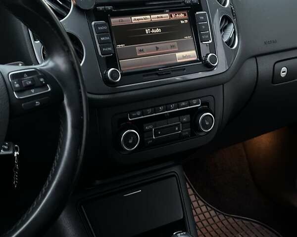 Синій Фольксваген Тігуан, об'ємом двигуна 1.98 л та пробігом 290 тис. км за 10200 $, фото 20 на Automoto.ua