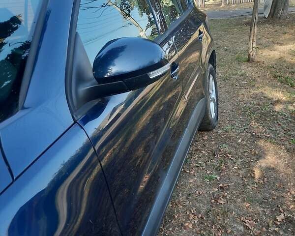 Синій Фольксваген Тігуан, об'ємом двигуна 2 л та пробігом 170 тис. км за 9500 $, фото 8 на Automoto.ua