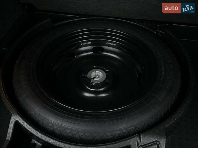 Синій Фольксваген Тігуан, об'ємом двигуна 1.98 л та пробігом 290 тис. км за 10200 $, фото 36 на Automoto.ua