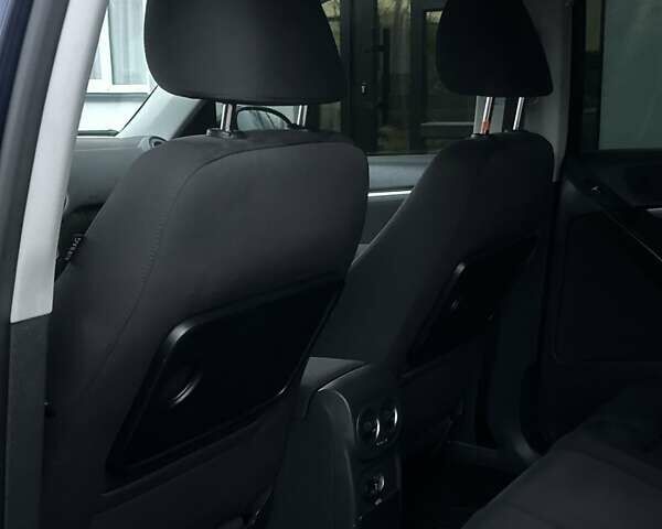 Синій Фольксваген Тігуан, об'ємом двигуна 1.98 л та пробігом 290 тис. км за 10200 $, фото 31 на Automoto.ua