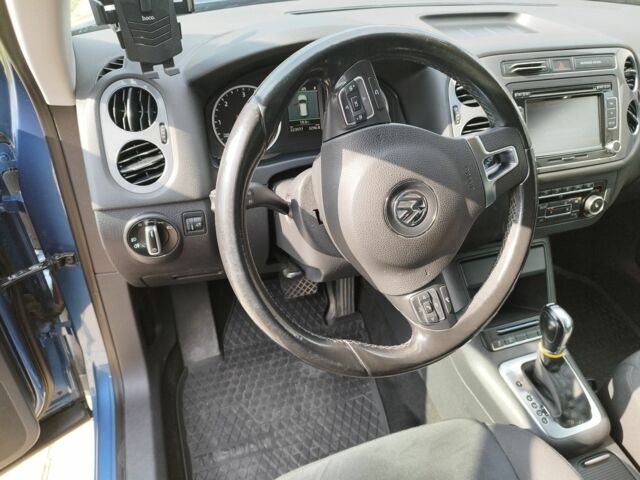 Синій Фольксваген Тігуан, об'ємом двигуна 2 л та пробігом 242 тис. км за 14600 $, фото 12 на Automoto.ua