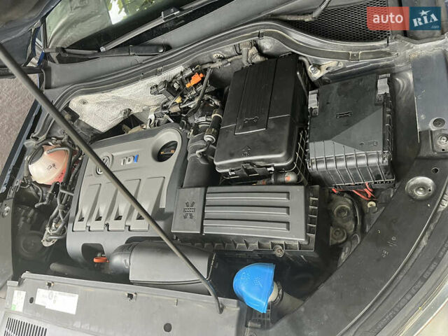 Синий Фольксваген Тигуан, объемом двигателя 2 л и пробегом 187 тыс. км за 11890 $, фото 10 на Automoto.ua