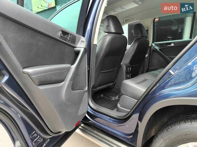 Синий Фольксваген Тигуан, объемом двигателя 2 л и пробегом 278 тыс. км за 8490 $, фото 43 на Automoto.ua