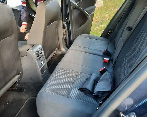 Синій Фольксваген Тігуан, об'ємом двигуна 2 л та пробігом 170 тис. км за 9500 $, фото 3 на Automoto.ua