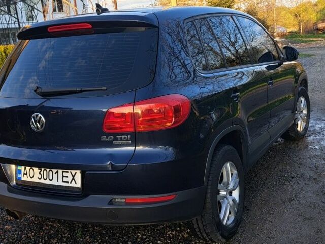 Синій Фольксваген Тігуан, об'ємом двигуна 2 л та пробігом 300 тис. км за 12000 $, фото 6 на Automoto.ua