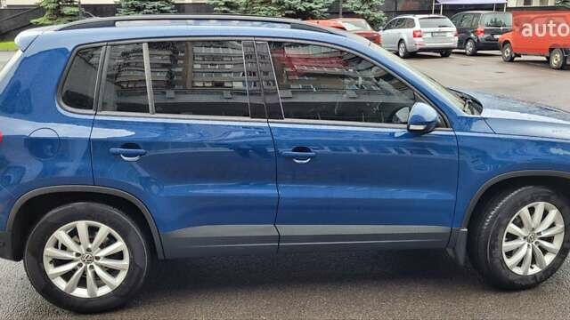 Синій Фольксваген Тігуан, об'ємом двигуна 1.97 л та пробігом 231 тис. км за 13500 $, фото 3 на Automoto.ua