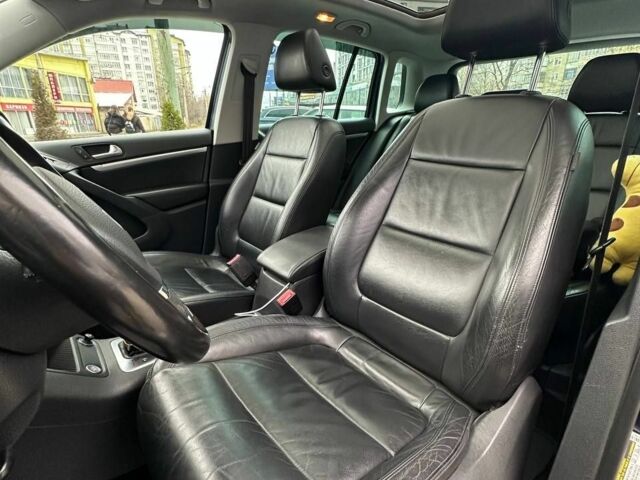 Синій Фольксваген Тігуан, об'ємом двигуна 0 л та пробігом 205 тис. км за 261 $, фото 6 на Automoto.ua