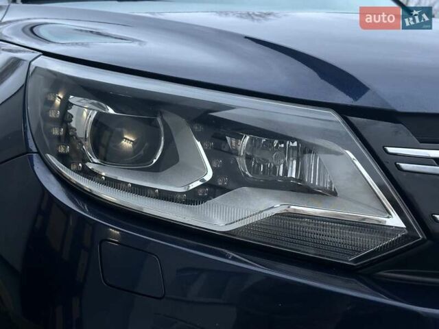 Синій Фольксваген Тігуан, об'ємом двигуна 1.98 л та пробігом 290 тис. км за 10200 $, фото 11 на Automoto.ua