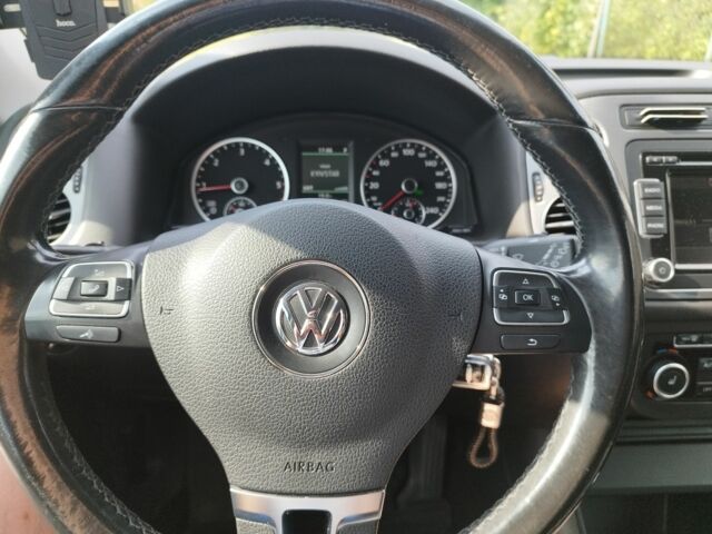 Синій Фольксваген Тігуан, об'ємом двигуна 2 л та пробігом 242 тис. км за 14600 $, фото 10 на Automoto.ua