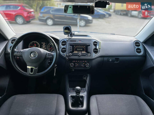 Синій Фольксваген Тігуан, об'ємом двигуна 1.97 л та пробігом 180 тис. км за 15700 $, фото 26 на Automoto.ua