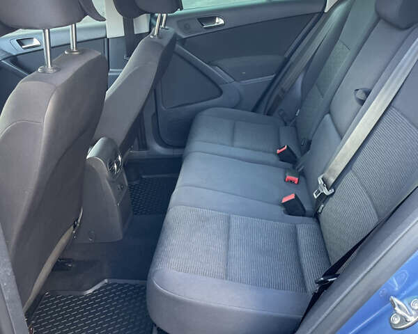 Синій Фольксваген Тігуан, об'ємом двигуна 1.97 л та пробігом 180 тис. км за 15700 $, фото 20 на Automoto.ua