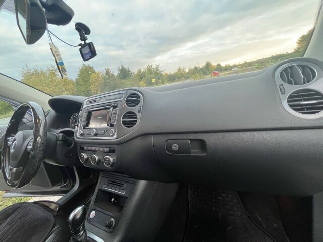 Синий Фольксваген Тигуан, объемом двигателя 2 л и пробегом 230 тыс. км за 12500 $, фото 10 на Automoto.ua