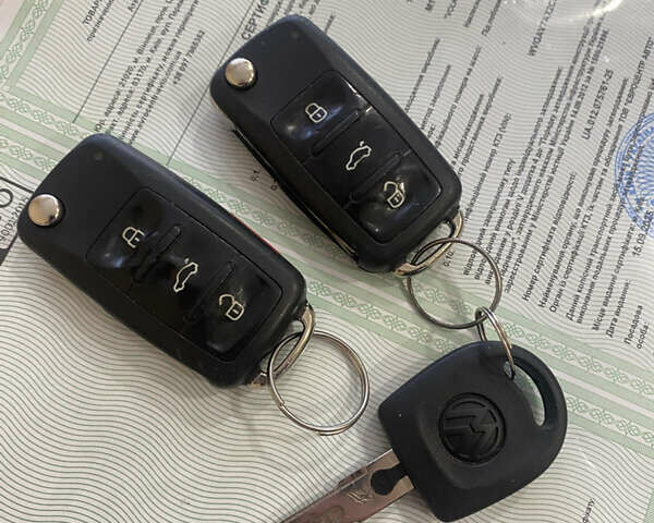 Синий Фольксваген Тигуан, объемом двигателя 1.98 л и пробегом 208 тыс. км за 9999 $, фото 23 на Automoto.ua