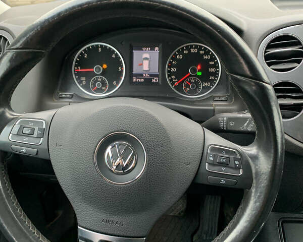 Синий Фольксваген Тигуан, объемом двигателя 1.97 л и пробегом 217 тыс. км за 13200 $, фото 12 на Automoto.ua