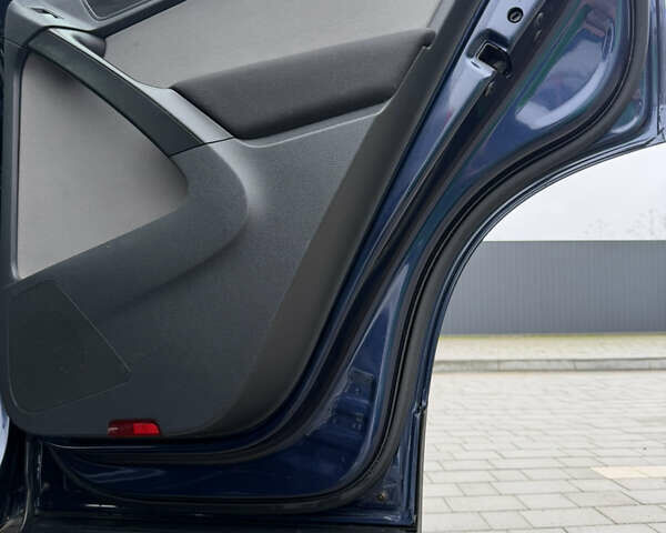 Синий Фольксваген Тигуан, объемом двигателя 1.97 л и пробегом 356 тыс. км за 12700 $, фото 33 на Automoto.ua