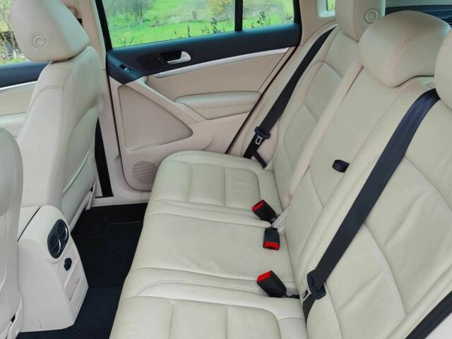 Синий Фольксваген Тигуан, объемом двигателя 2 л и пробегом 224 тыс. км за 12400 $, фото 10 на Automoto.ua