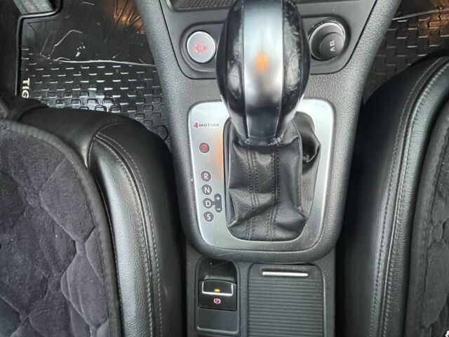 Синий Фольксваген Тигуан, объемом двигателя 2 л и пробегом 230 тыс. км за 12500 $, фото 7 на Automoto.ua