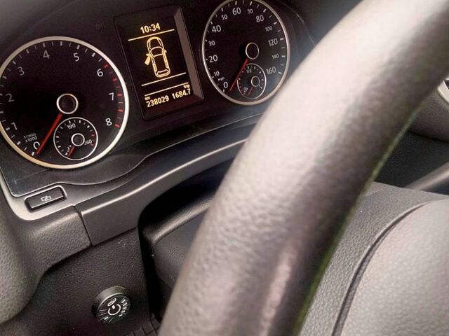 Синий Фольксваген Тигуан, объемом двигателя 2 л и пробегом 230 тыс. км за 11800 $, фото 2 на Automoto.ua