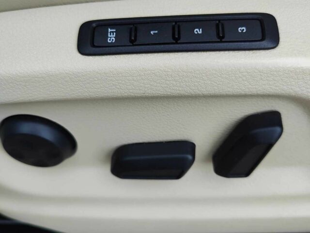 Синий Фольксваген Тигуан, объемом двигателя 2 л и пробегом 224 тыс. км за 12400 $, фото 13 на Automoto.ua