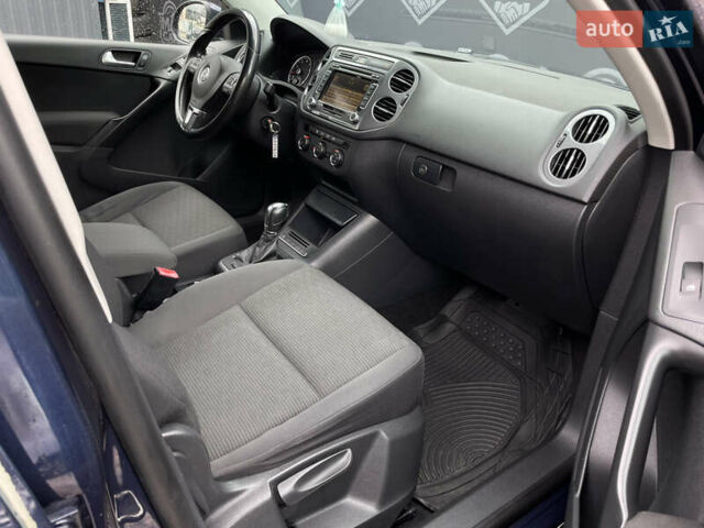 Синий Фольксваген Тигуан, объемом двигателя 1.98 л и пробегом 200 тыс. км за 10500 $, фото 11 на Automoto.ua