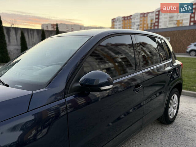 Синий Фольксваген Тигуан, объемом двигателя 1.98 л и пробегом 208 тыс. км за 9999 $, фото 3 на Automoto.ua