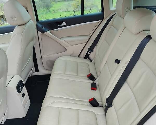 Синий Фольксваген Тигуан, объемом двигателя 2 л и пробегом 224 тыс. км за 12400 $, фото 5 на Automoto.ua