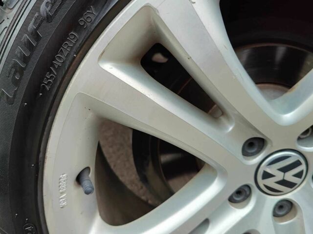 Синий Фольксваген Тигуан, объемом двигателя 2 л и пробегом 224 тыс. км за 12400 $, фото 14 на Automoto.ua