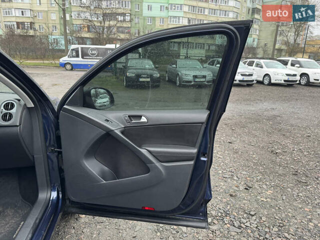 Синий Фольксваген Тигуан, объемом двигателя 1.98 л и пробегом 203 тыс. км за 12000 $, фото 18 на Automoto.ua