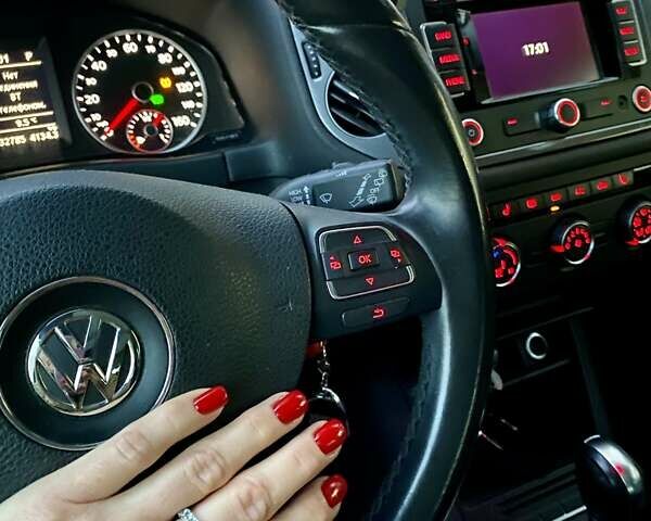 Синій Фольксваген Тігуан, об'ємом двигуна 1.98 л та пробігом 140 тис. км за 13500 $, фото 7 на Automoto.ua