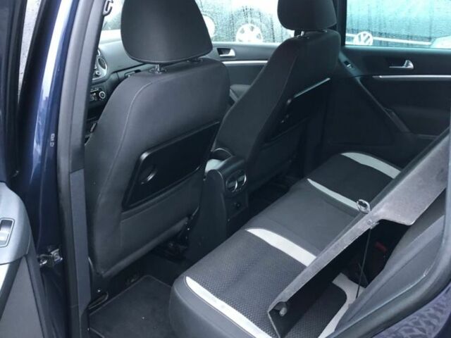 Синий Фольксваген Тигуан, объемом двигателя 2 л и пробегом 180 тыс. км за 5800 $, фото 13 на Automoto.ua