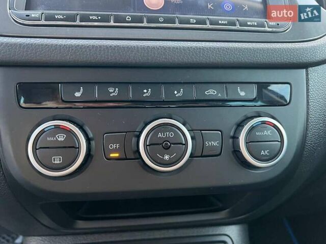 Синий Фольксваген Тигуан, объемом двигателя 2 л и пробегом 122 тыс. км за 14990 $, фото 24 на Automoto.ua