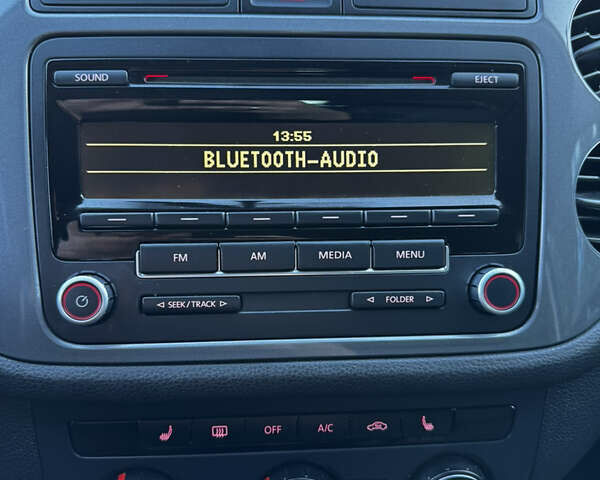 Синий Фольксваген Тигуан, объемом двигателя 2 л и пробегом 252 тыс. км за 9800 $, фото 16 на Automoto.ua