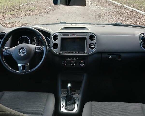 Синій Фольксваген Тігуан, об'ємом двигуна 1.98 л та пробігом 200 тис. км за 11500 $, фото 8 на Automoto.ua