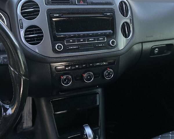 Синий Фольксваген Тигуан, объемом двигателя 1.98 л и пробегом 223 тыс. км за 11900 $, фото 14 на Automoto.ua