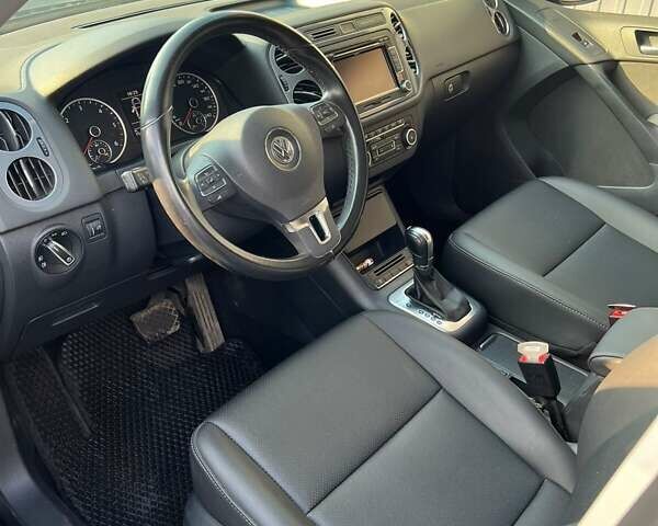 Синий Фольксваген Тигуан, объемом двигателя 1.97 л и пробегом 155 тыс. км за 16500 $, фото 6 на Automoto.ua