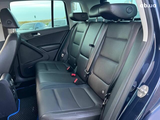 Синий Фольксваген Тигуан, объемом двигателя 2 л и пробегом 122 тыс. км за 14990 $, фото 30 на Automoto.ua