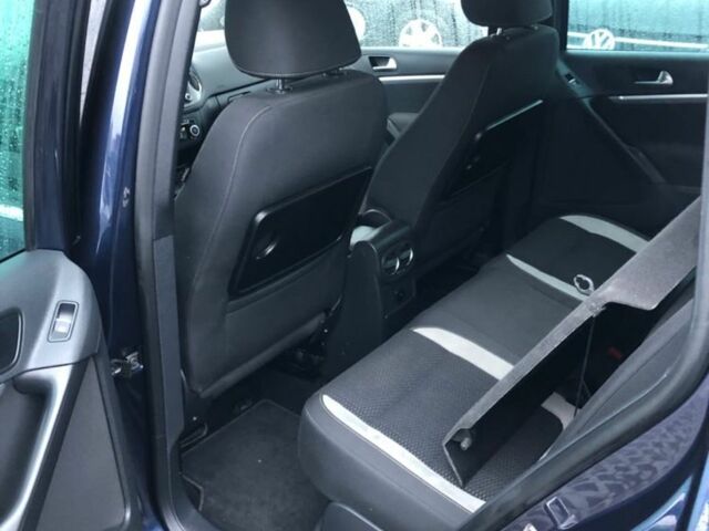 Синий Фольксваген Тигуан, объемом двигателя 2 л и пробегом 180 тыс. км за 5800 $, фото 10 на Automoto.ua